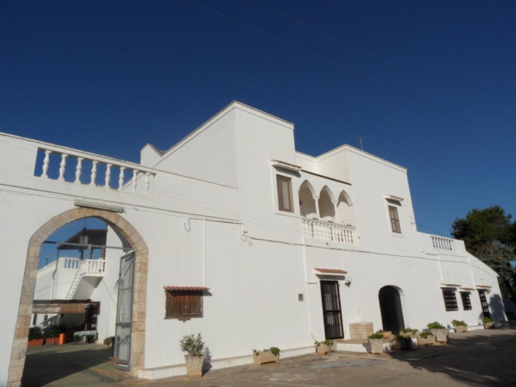 Azienda Agrituristica Masseria Campi Сан-Віто-дей-Норманні Екстер'єр фото